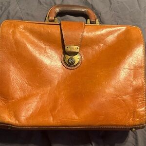 Vintage Leather Briefcase in Tan